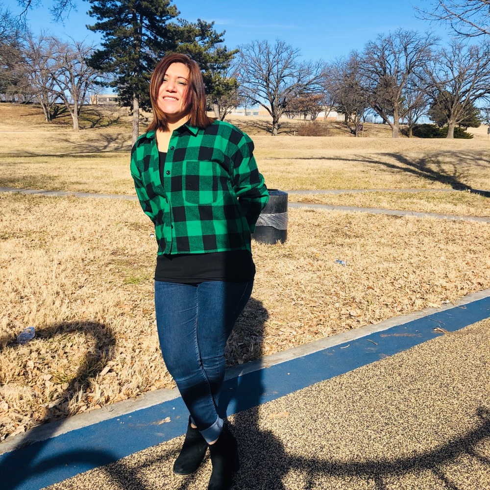 Meet your Posher, Mavis